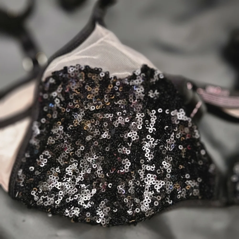 Victoria Secret Bralette  Sheer Black Embellished Sequins Bra Sz Large - Picture 7 of 8